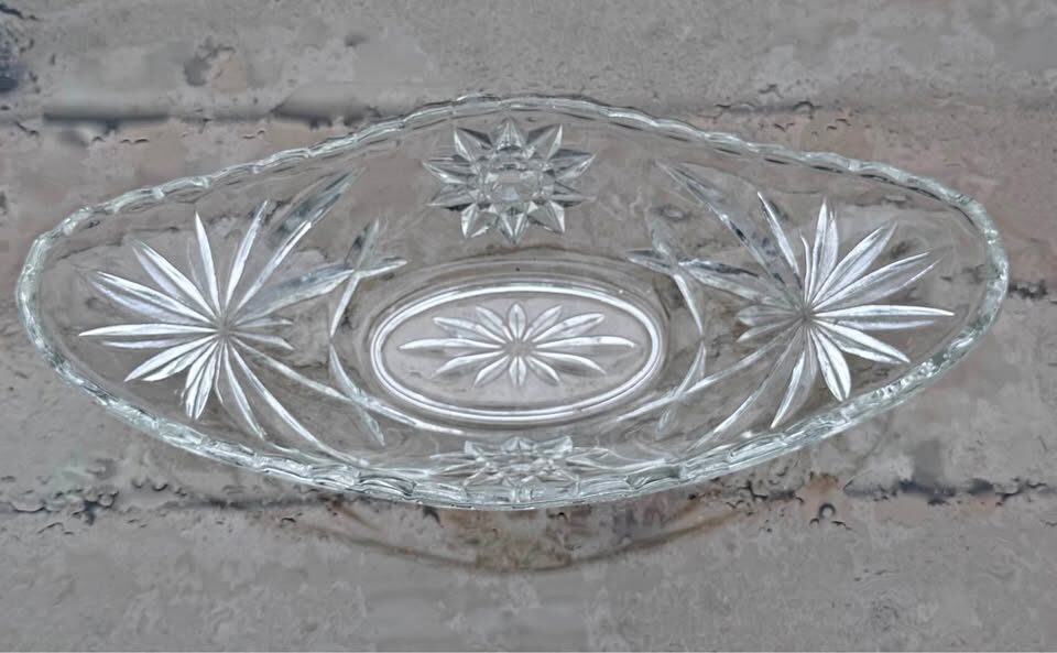 Vintage Crystal & Glass Serving Bowls (Anchor Hocking & Bohemian Cut Crystal) - photo 1