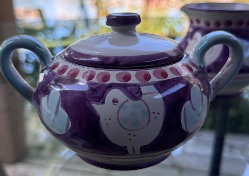Rare Vietri Italy Purple Chicken 3-Piece Breakfast Set - Sugar and Creamer + Dish - photo 4