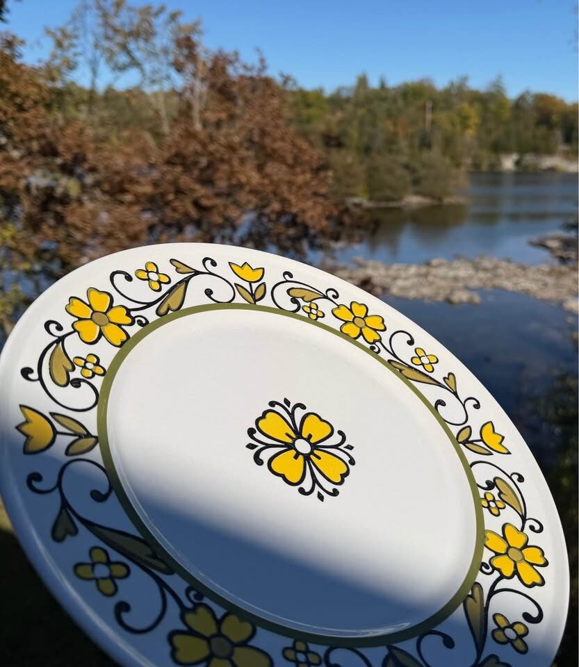 Vintage 1970s Retro Serving Platters & Bowls - Priced Individually - photo 10