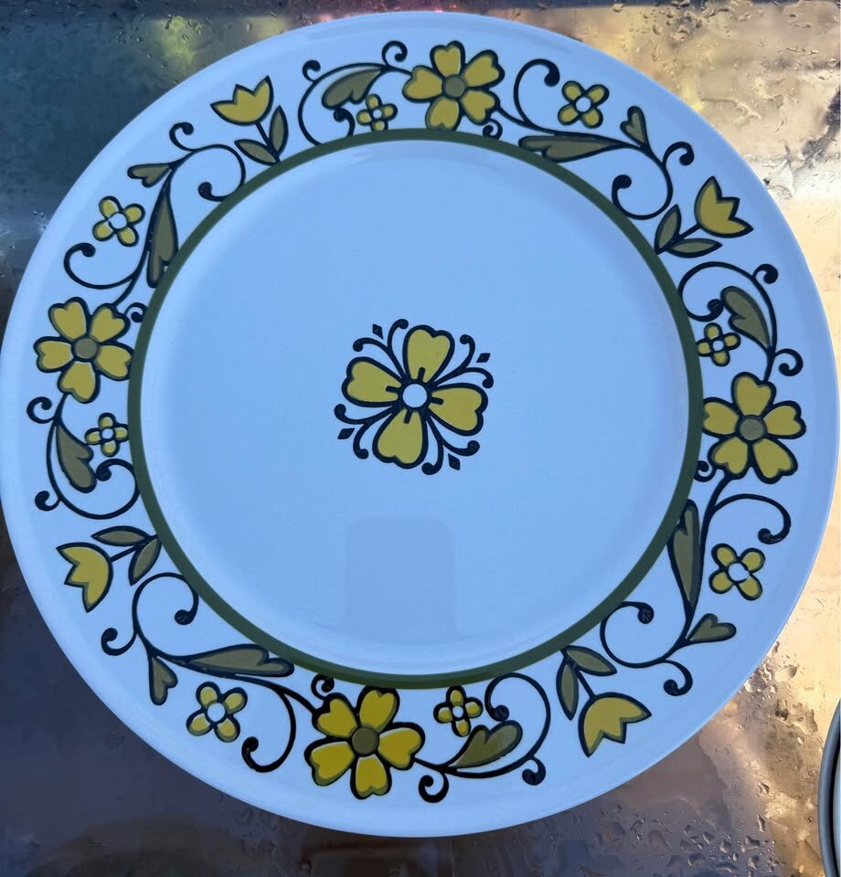 Vintage 1970s Retro Serving Platters & Bowls - Priced Individually - photo 5