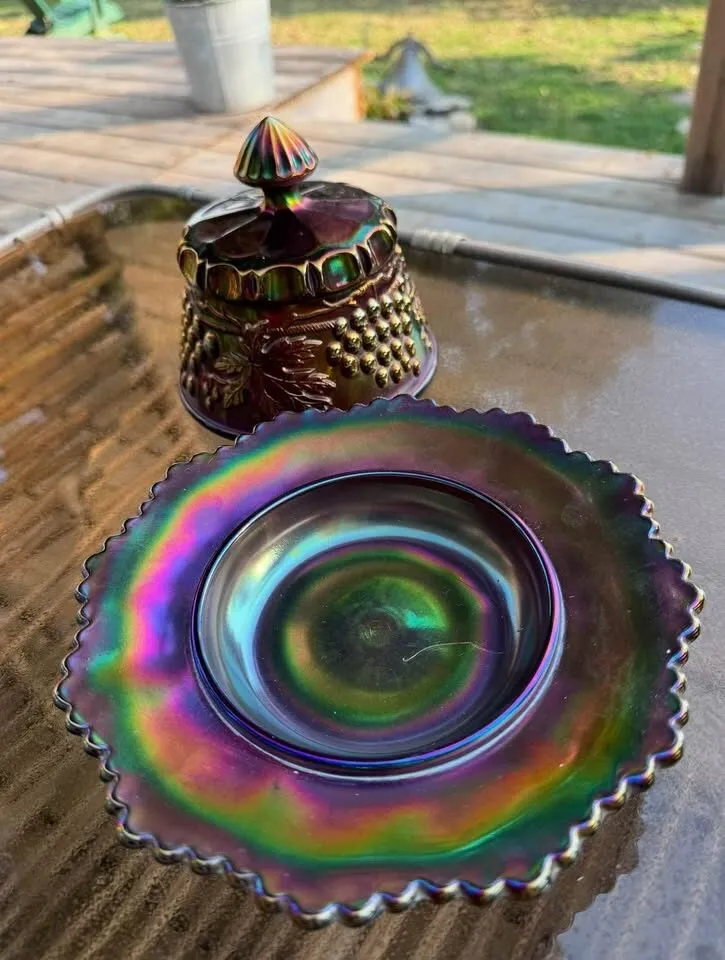 Vintage L.G. Wright Amethyst Carnival Glass Butter Dish - Gold Gilt - photo 3