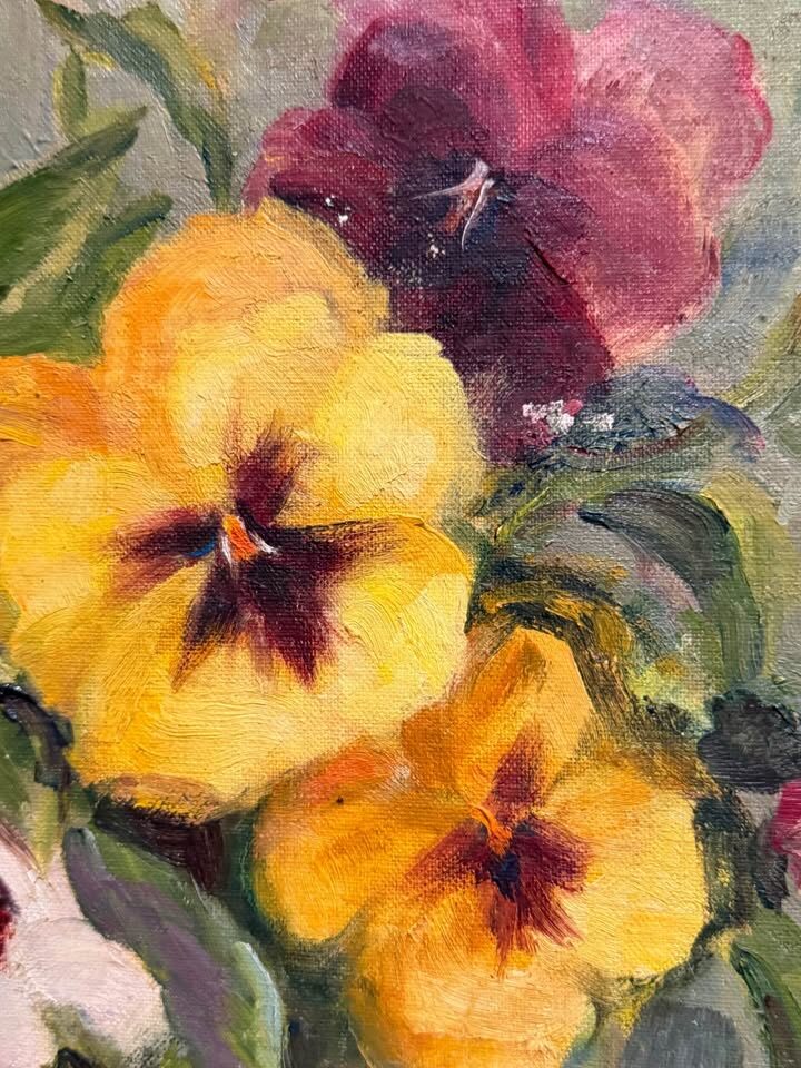 Beautiful Mid-Century Floral Oil Painting – "Pansies" by Otto Thompson (1970) - photo 5