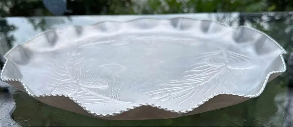 Vintage 1950s Hammercraft Canada Hammered Aluminum Serving Tray Pinecone Motif - photo 2