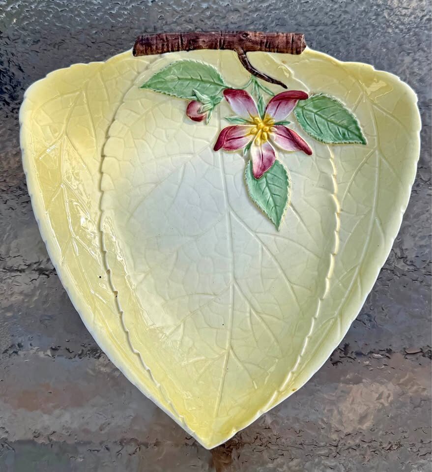 Vintage Carlton Ware "Apple Blossom" Leaf Dish - Made in England - photo 1