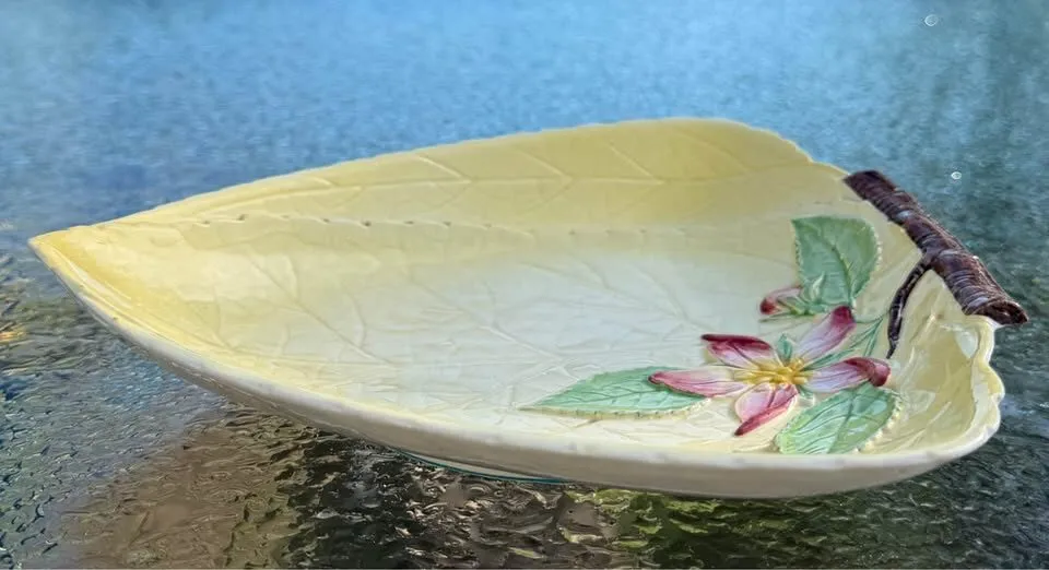 Vintage Carlton Ware "Apple Blossom" Leaf Dish - Made in England - photo 5