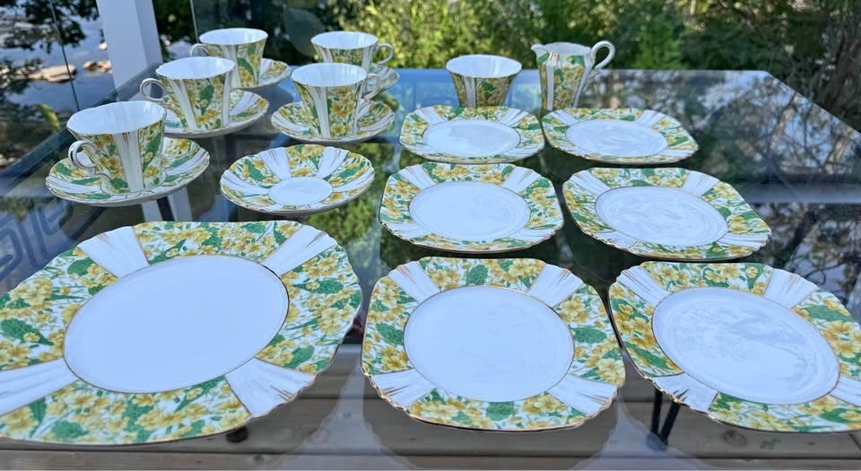 Vintage Royal Albert "Primrose" Bone China Tea Set - 20 Pcs (Service for 5) - photo 2
