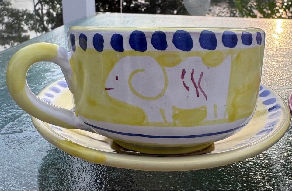Vintage Italian Pottery Jumbo Cappuccino Cups & Saucers (Set of 2) - photo 5