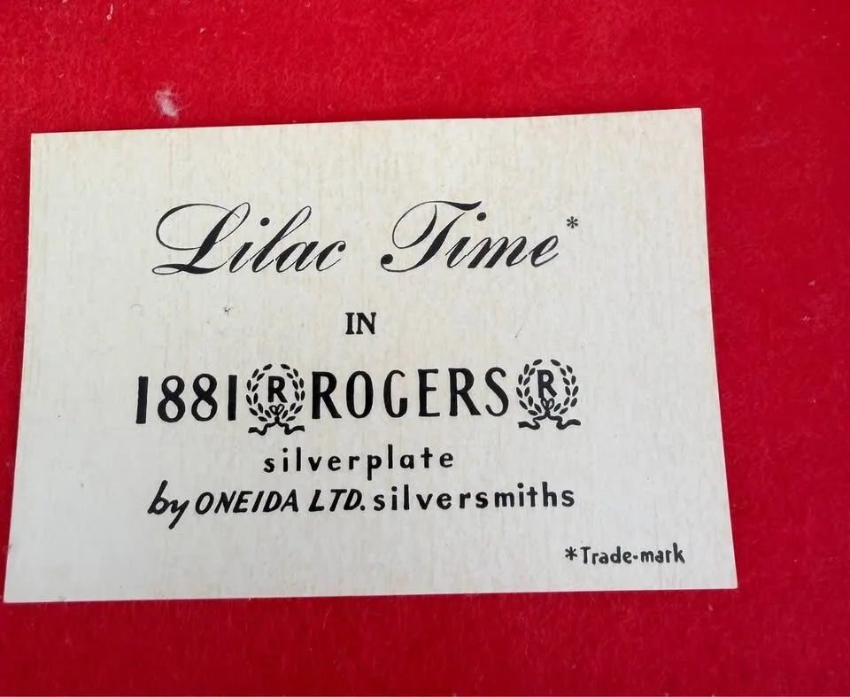 1957 Oneida 1881 Rogers "Lilac Time" Silverplate Flatware Set (46Pcs) with Two-Tier Wood Chest - photo 8