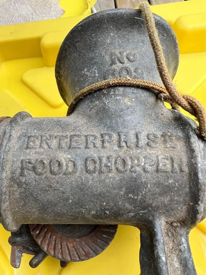 Antique Food Choppers - photo 7