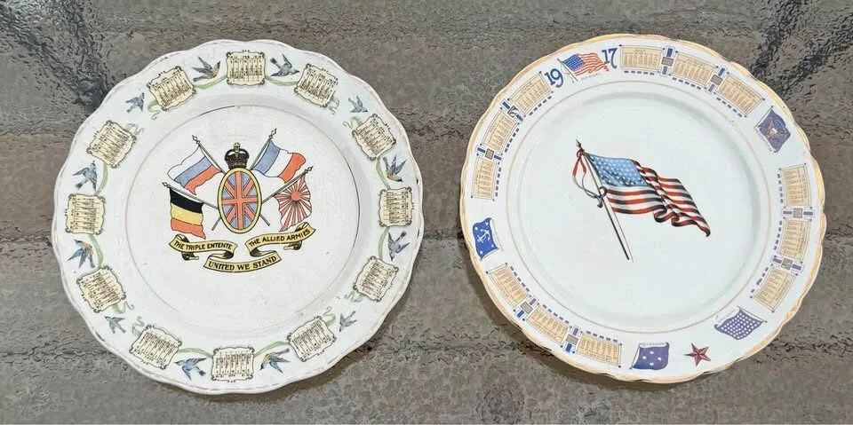 Antique World War I -1916 & 1917 Calendar Plates - Matching Set - photo 1