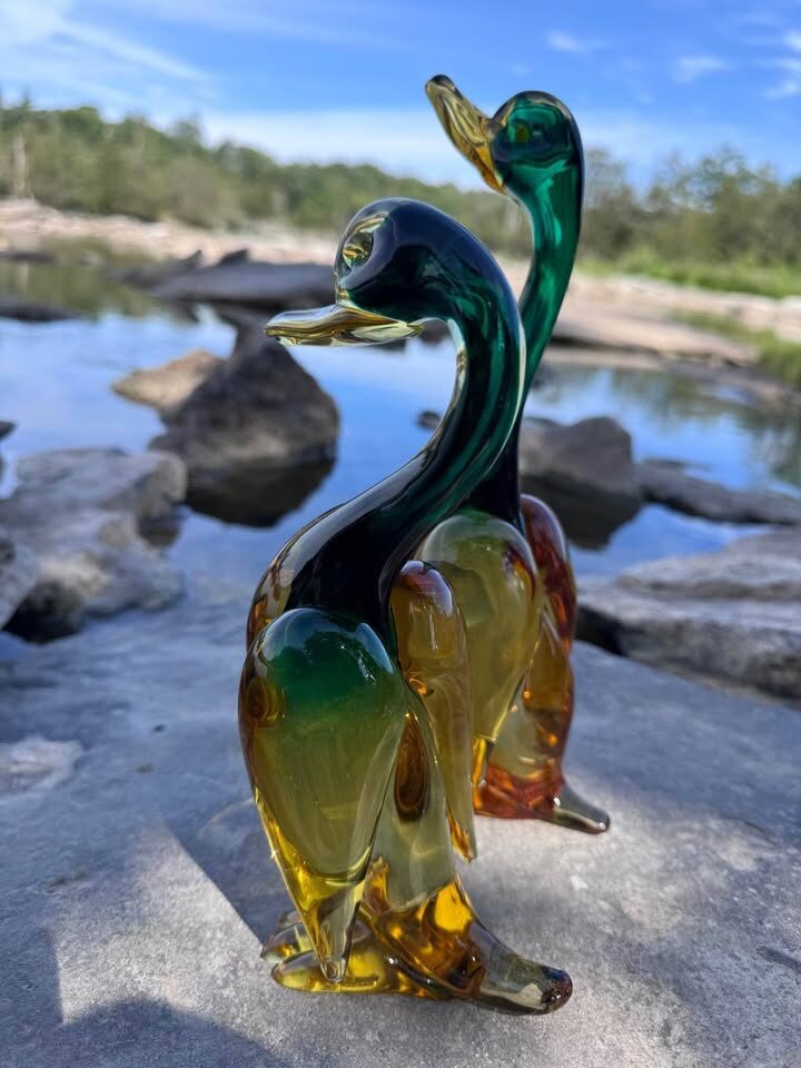 Mid-Century Green & Amber Art Glass Ducks / Geese Set 9” and 11” - photo 5