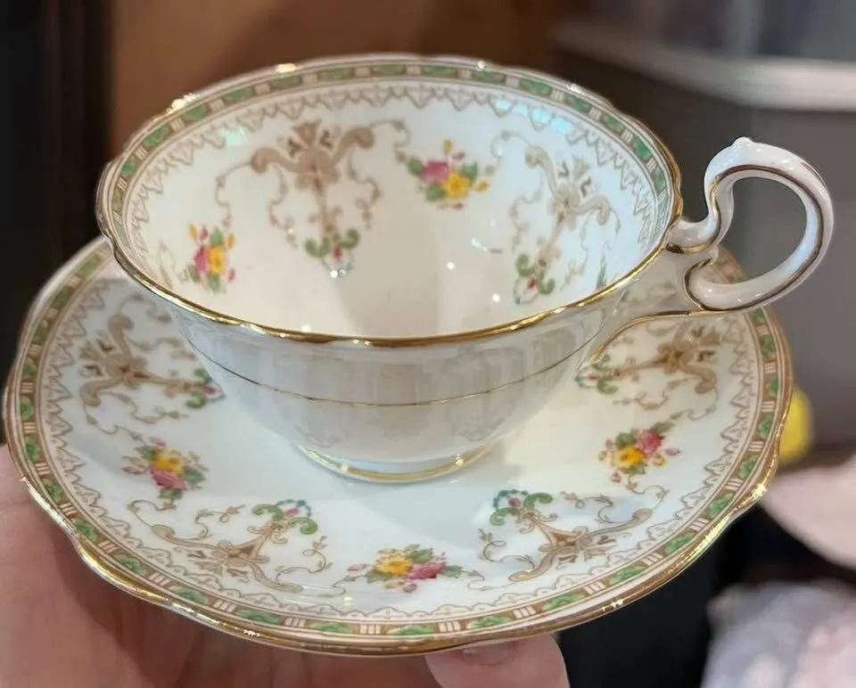 Unique English Antique and Vintage Teacups and saucers - photo 10