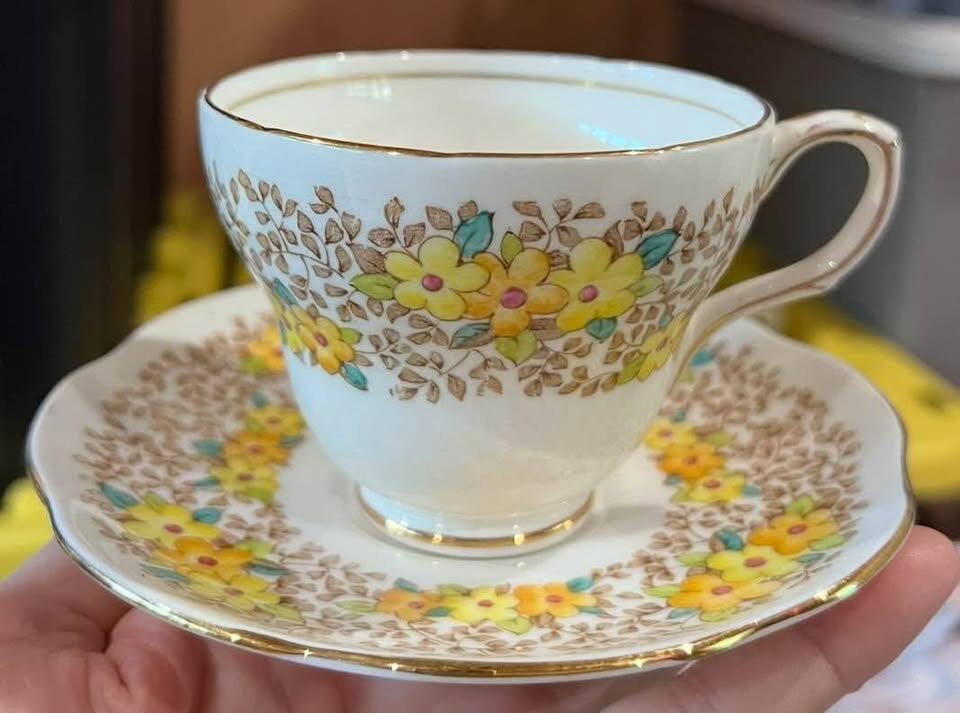 Unique English Antique and Vintage Teacups and saucers - photo 9