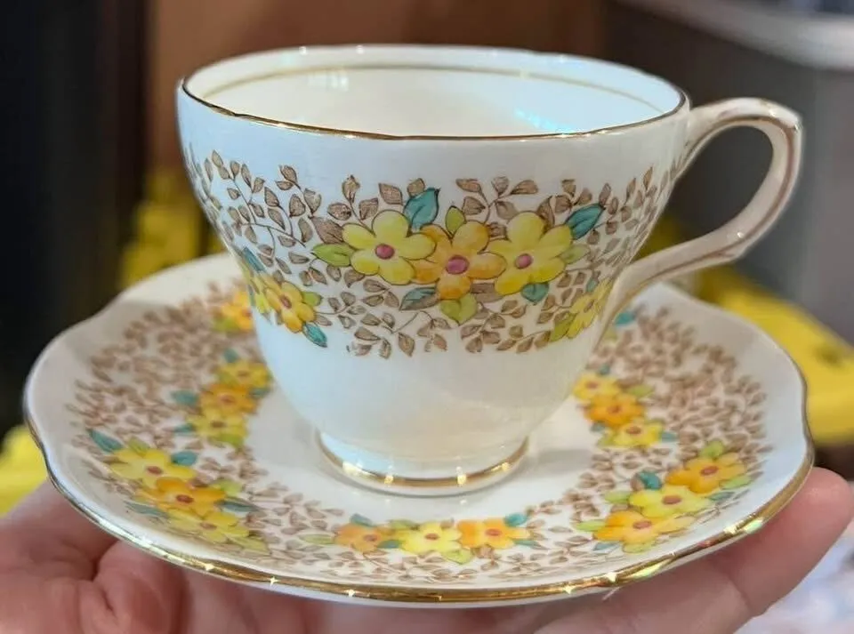 Unique English Antique and Vintage Teacups and saucers - photo 9