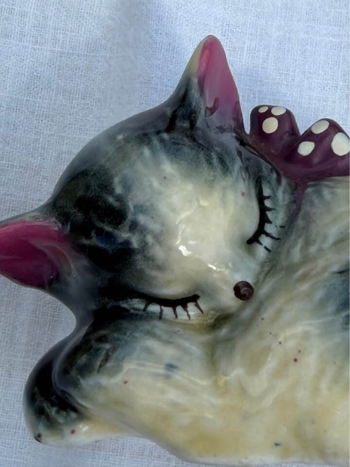 Vintage Mid-Century Ceramic Cat Salt & Pepper Shakers - Made in Japan - photo 7
