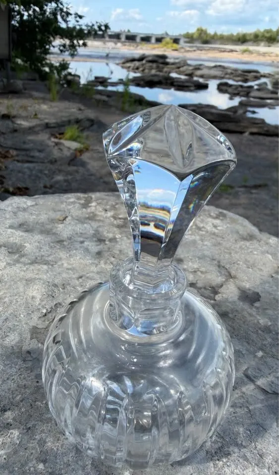 Vintage Cut Crystal Perfume Bottle & Stopper – Waterford Vanity Pattern - photo 5