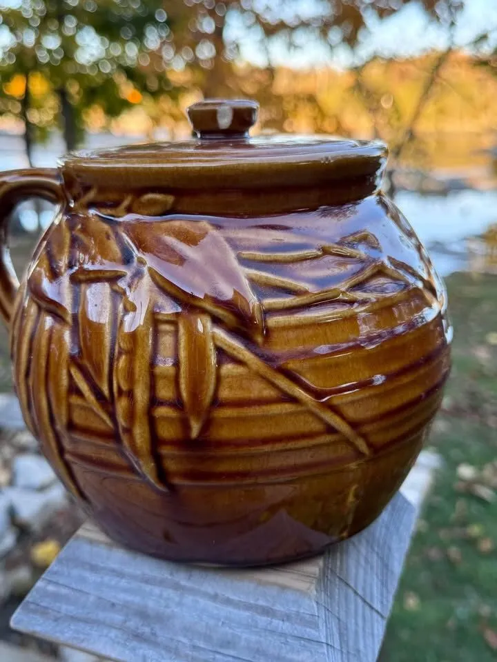 Vintage bean pot ovenware - photo 2
