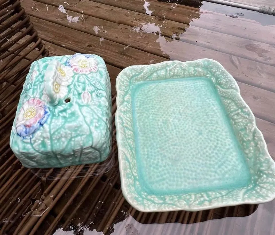 Vintage Melba Ware Covered Cheese / Butter Dish - Made in England - Mint Green Floral - photo 6