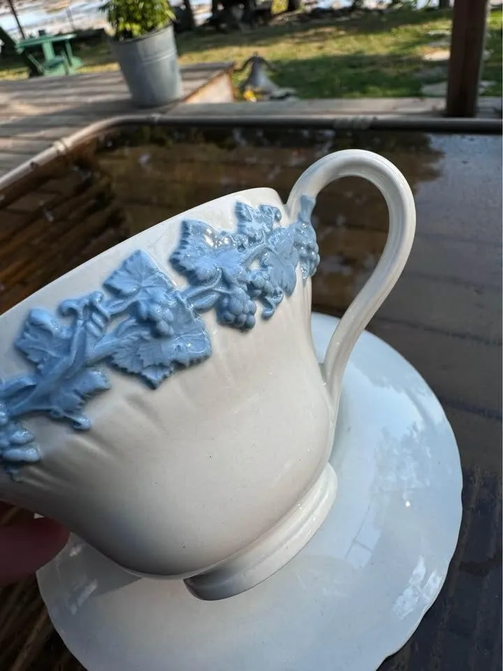 Wedgwood Embossed Queensware Cup and Saucer - photo 5