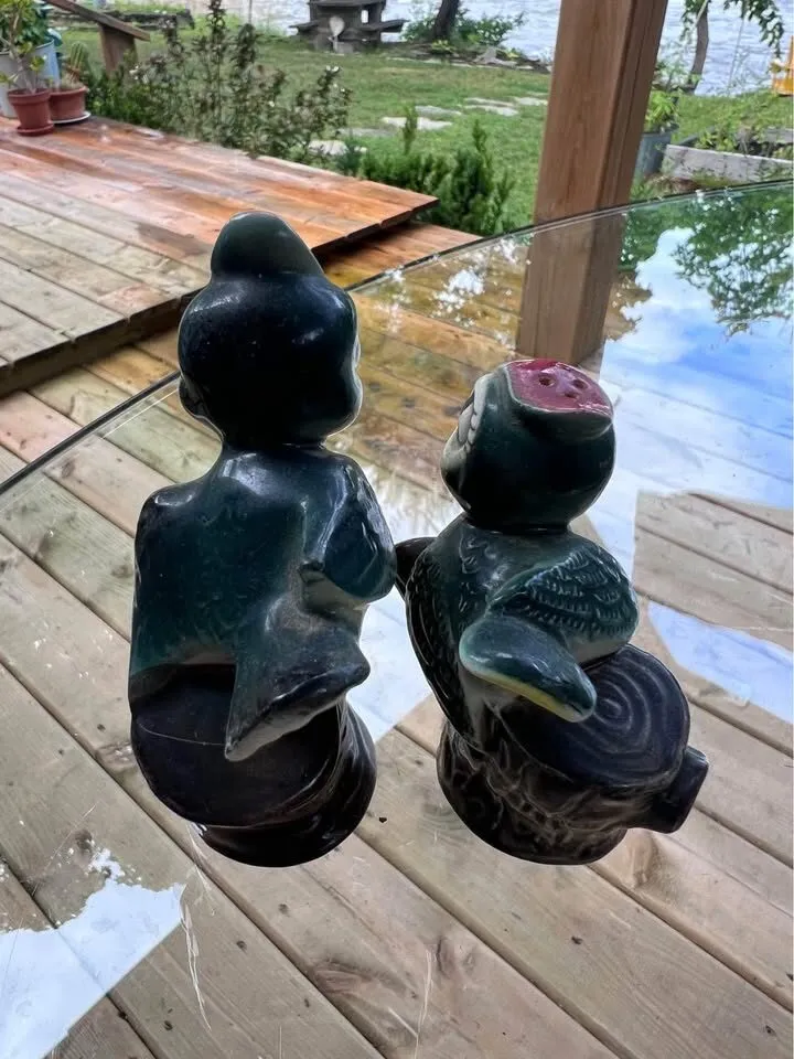 1950s Japanese Bluebird (or Cartoon Bird) Salt and Pepper Shakers - photo 2