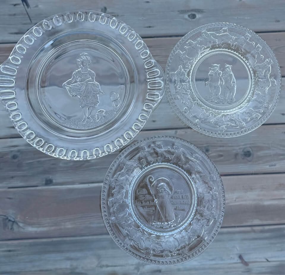 Clear Pressed Glass Nursery Rhyme Plates - Set of 3 Vintage Mother Goose Cottage Decor - photo 4