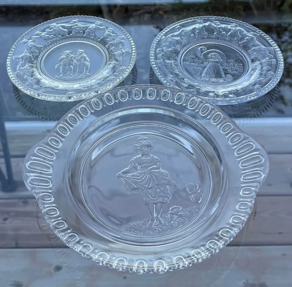 Clear Pressed Glass Nursery Rhyme Plates - Set of 3 Vintage Mother Goose Cottage Decor - photo 9
