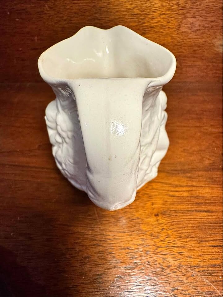 Vintage Mintons England Creamware Jug Cherub Relief - photo 1