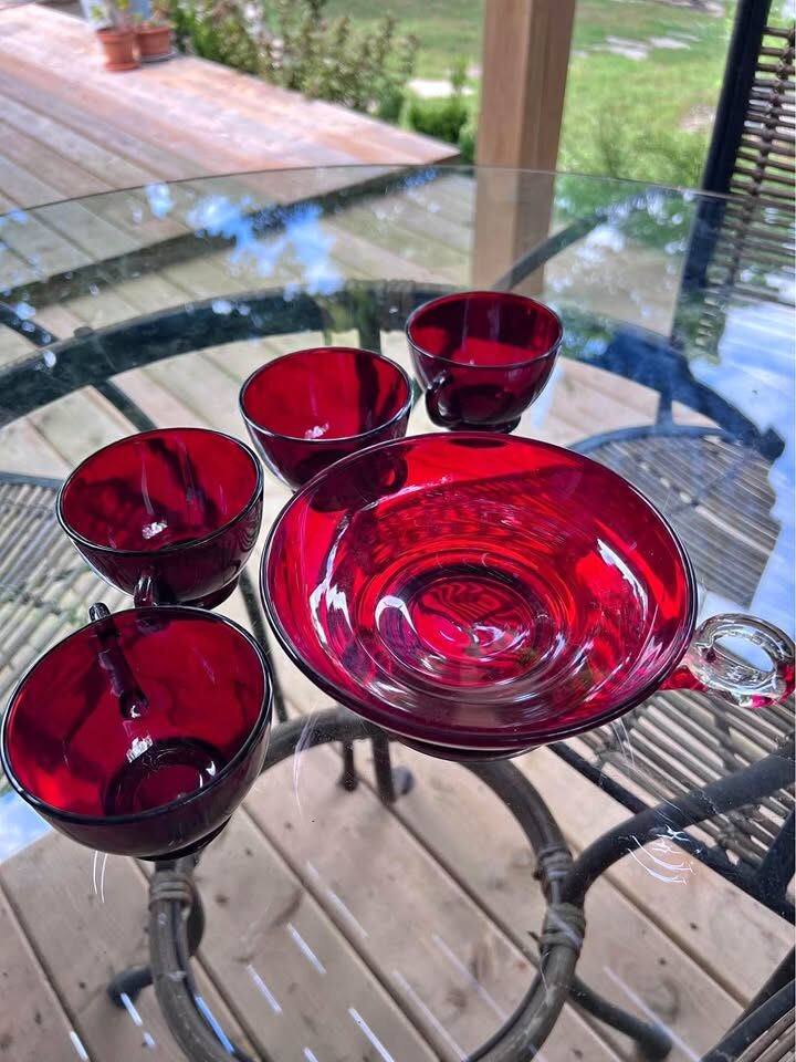 Vintage Ruby red bowl & cups