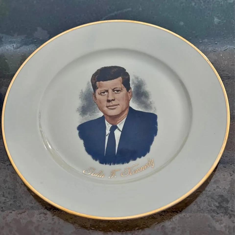 Rare Vintage 1960s JFK Commemorative Plate - NC Bavaria Western Germany Porcelain - photo 1