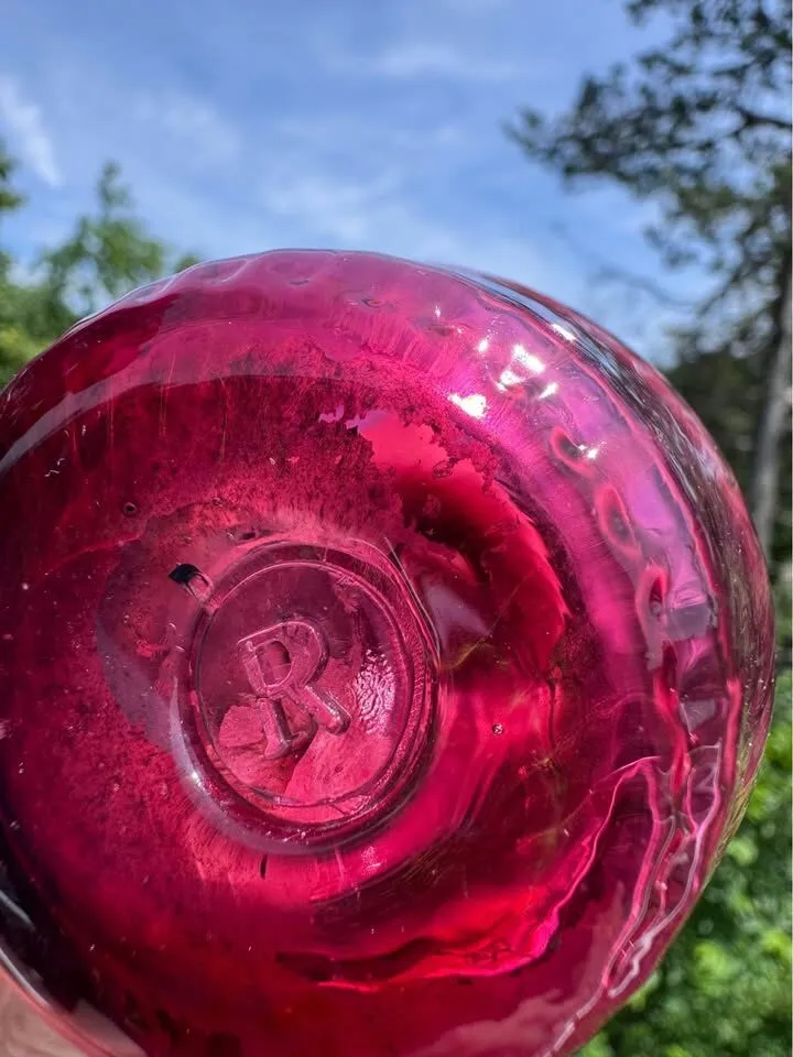 Vintage Rossi Glass Cranberry Swirl Vase - photo 3