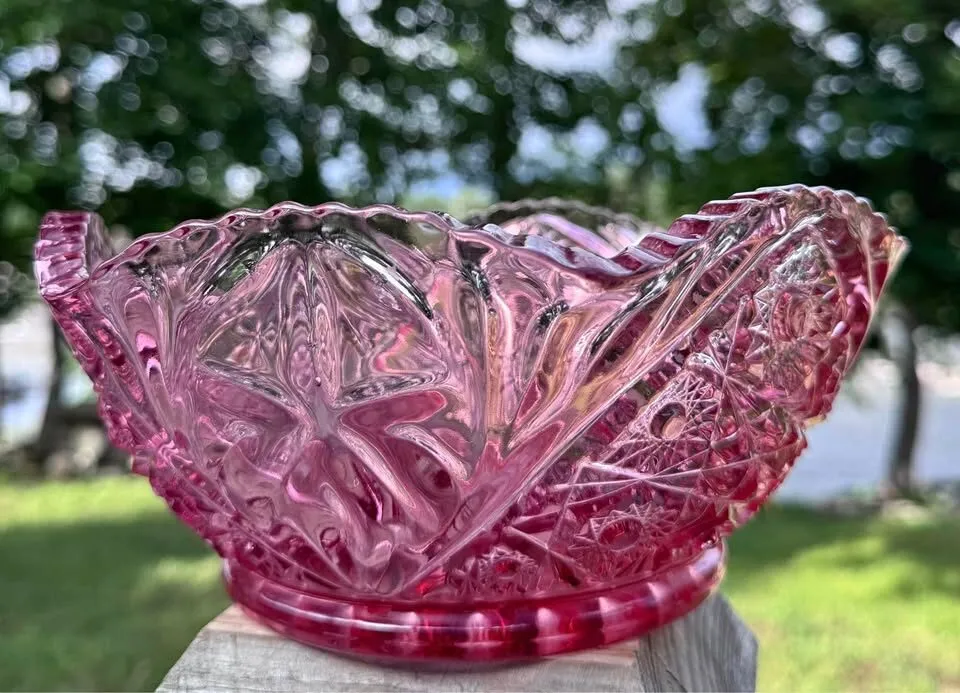Vintage L.E. Smith Pink Carnival Glass Bowl - Quintec Pattern (stamped S) - photo 1