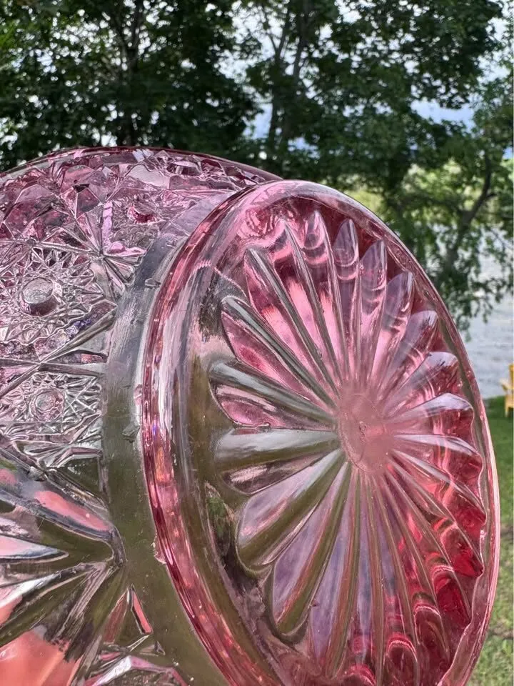 Vintage L.E. Smith Pink Carnival Glass Bowl - Quintec Pattern (stamped S) - photo 3