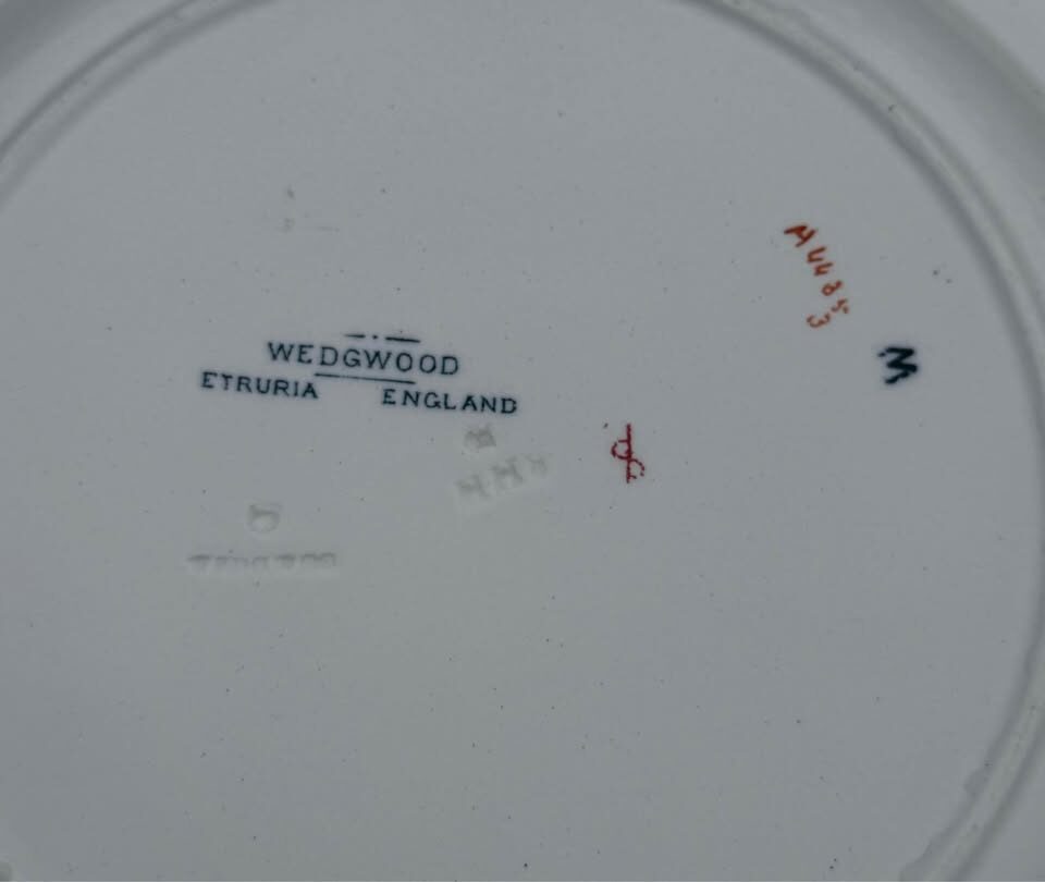 Rare Antique Wedgwood Etruria Hand-Painted Cabinet Plate (10”) - March 1898 - photo 4