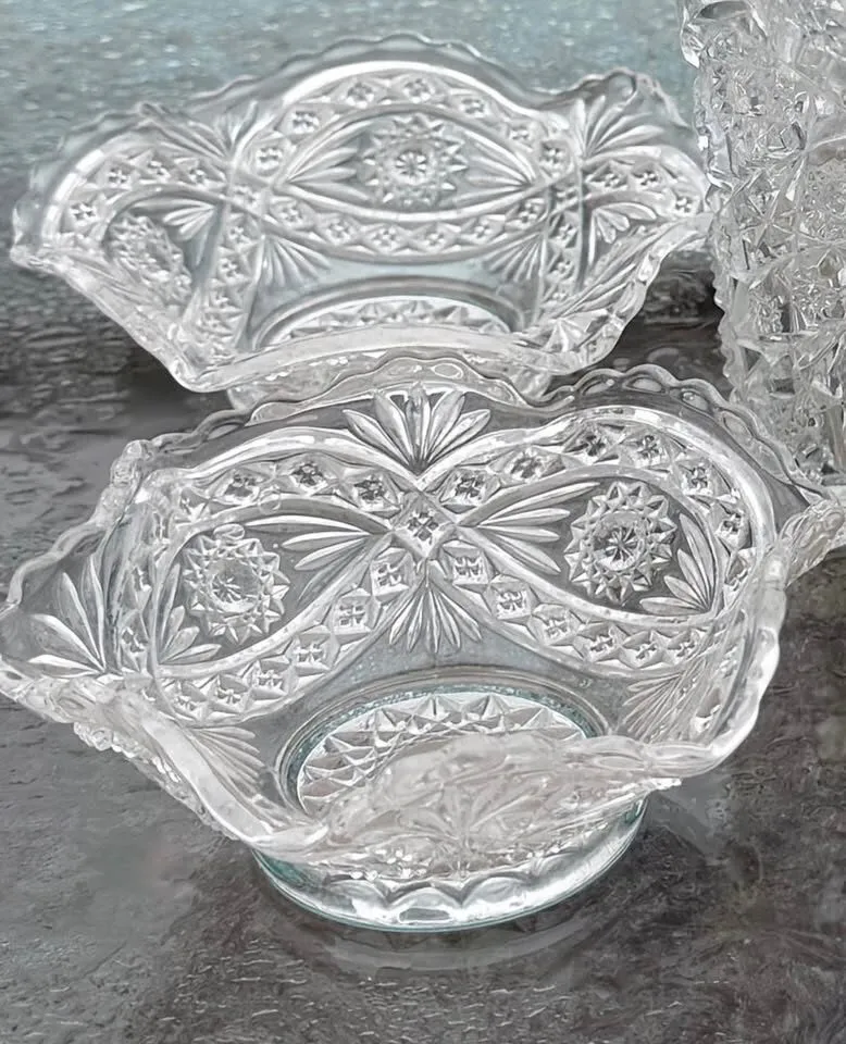 Set of 4 Antique 1905 Imperial Glass "Roanoke Star / Hobstar" Berry Bowls - photo 3