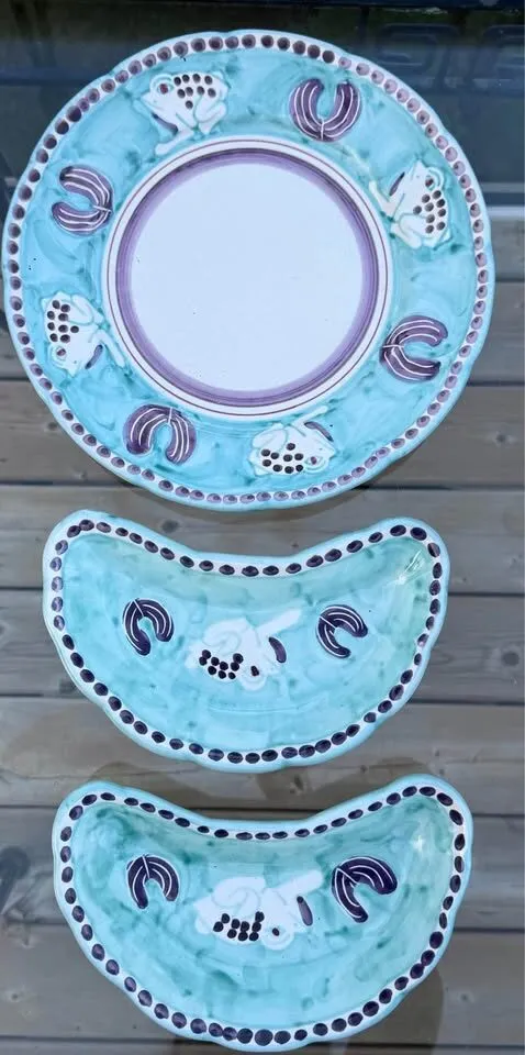 Vintage Vietri Campagna "Rana" Frog Charger Platter & Crescent Mezzaluna Salad Plates - Set of 3 - photo 6
