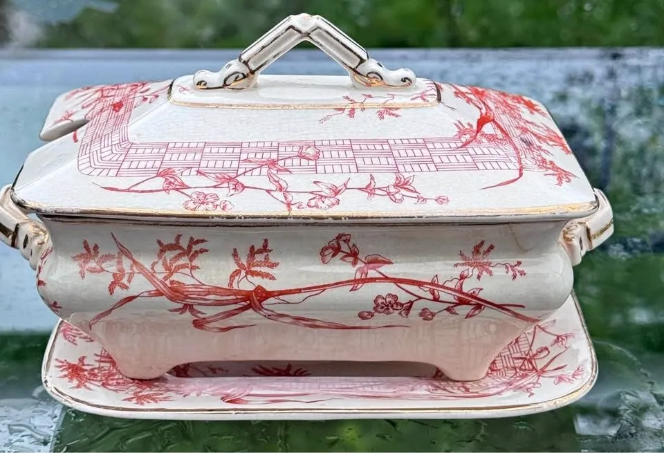 COMPLETE 1886 Antique Ridgways "Dee-Side" Sauce Tureen & Underplate - Rust Dragonfly Transferware - photo 2