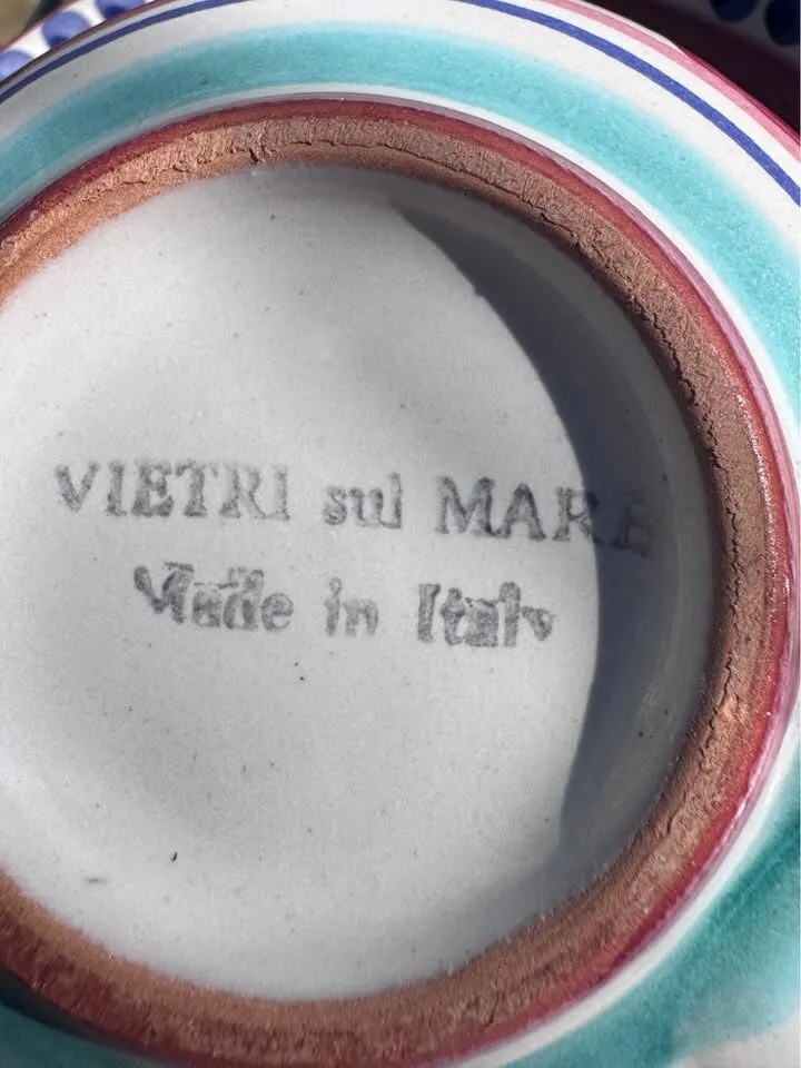 Hand-Painted Italian Pottery 6-Piece Set - Chicken - Mixed Vietri sul Mare Makers - photo 9