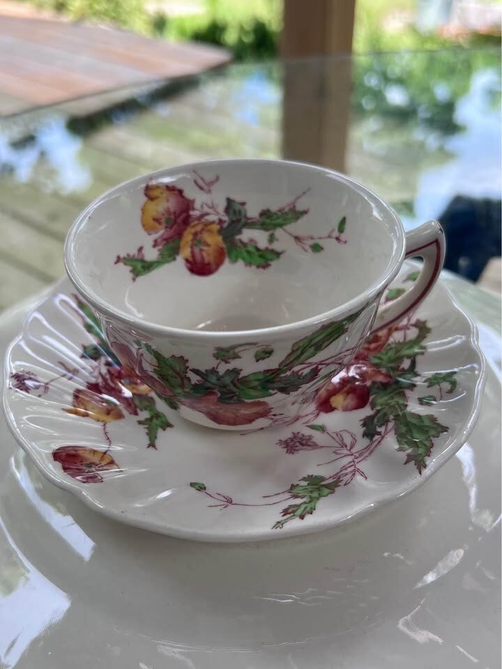 7-Pc Royal Doulton "Sherborne" Fine China Set (D5915) - Pristine - photo 4