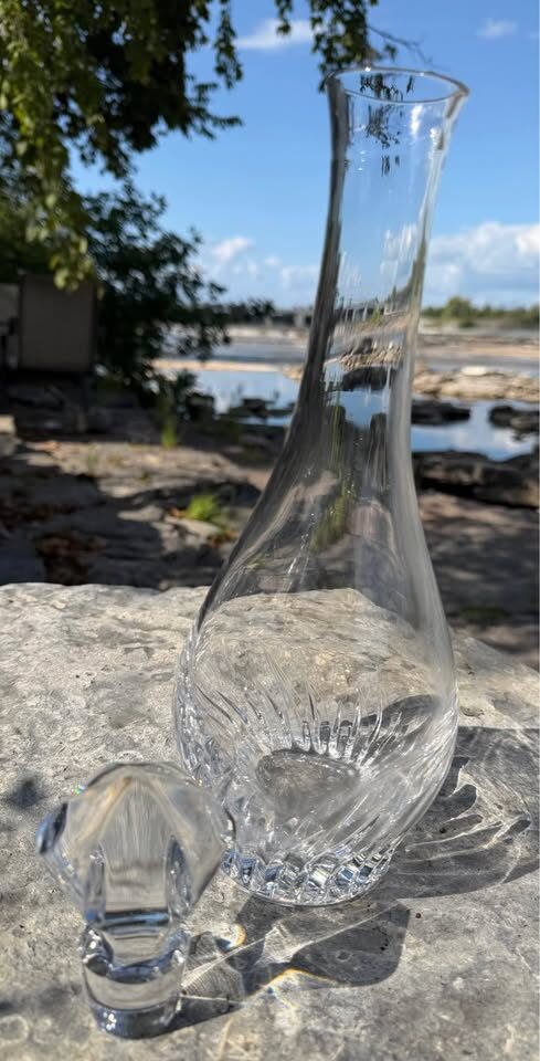 Vintage Heavy Cut Crystal Beverage Carafe & Geometric Stopper - photo 7