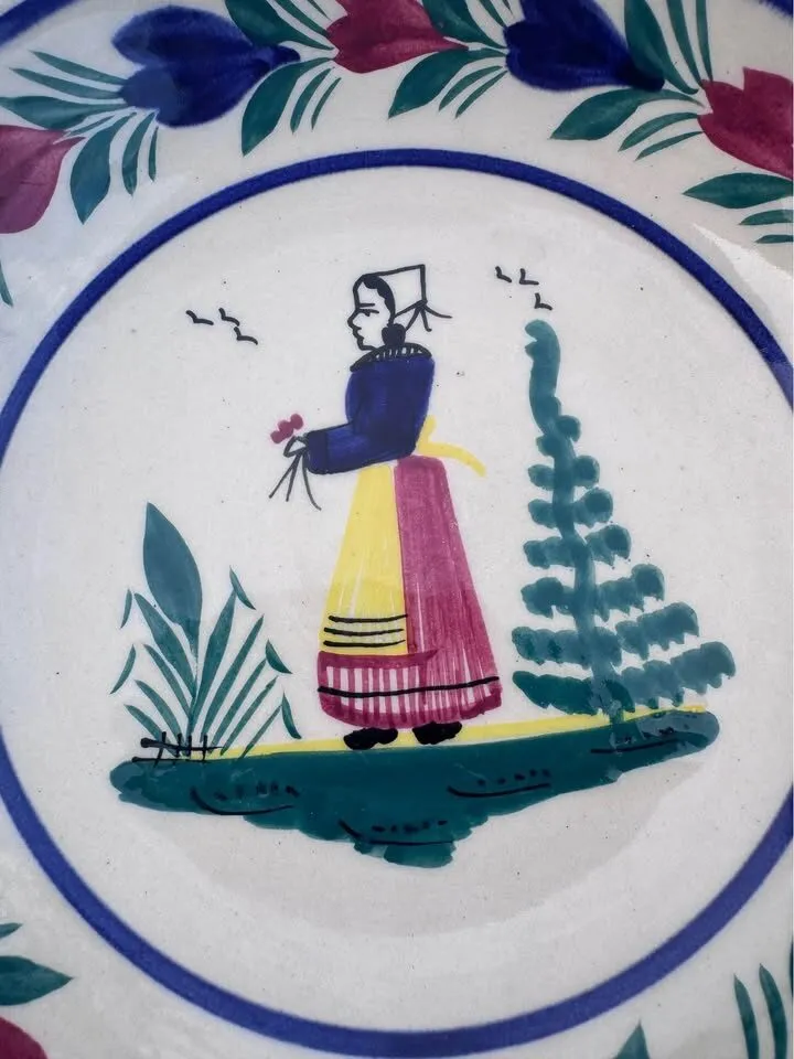 Vintage Henriot Quimper France 7” Hand-Painted Faience Bowl - Breton Woman - photo 6