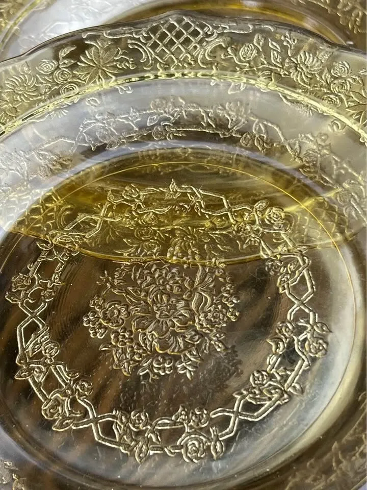 Set of 4 Amber Glass Plates - Federal Glass Bouquet and Lattice Pattern - photo 5