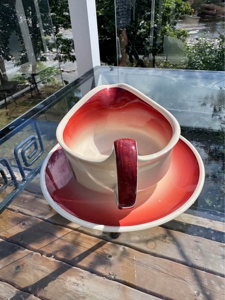 Vintage Susie Cooper Art Deco "Tiger Lily" Gravy Boat & plate - photo 2