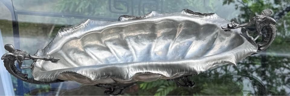 Vintage 1970s Italian Pewter Leaf Centerpiece Bowl (Peltro 95%) - photo 2