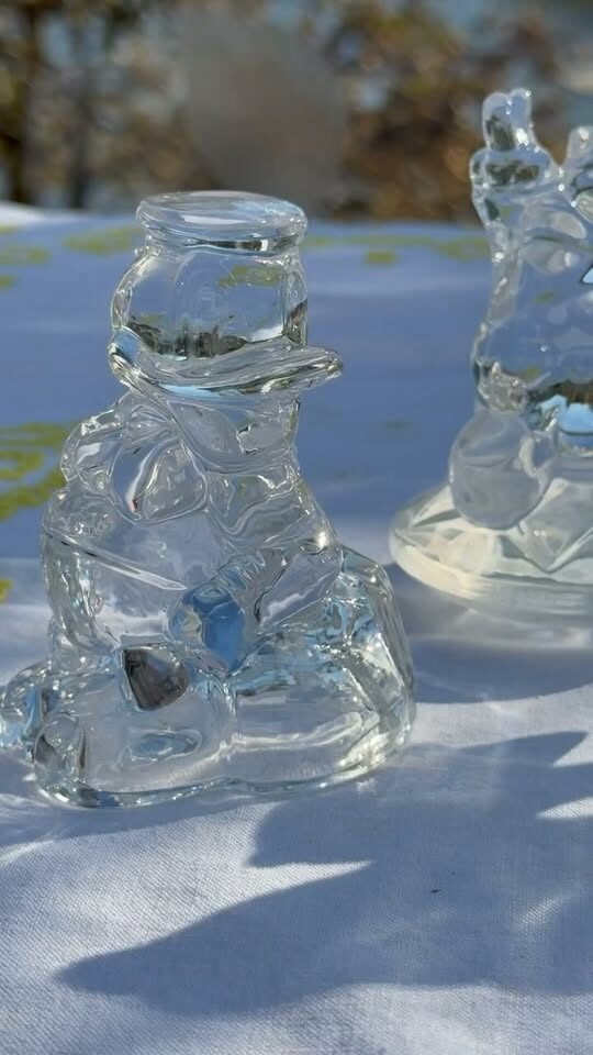 Collector’s Vintage Glass Lot – Disney, Fenton Bear, Rocking Clown 5 pieces - photo 1