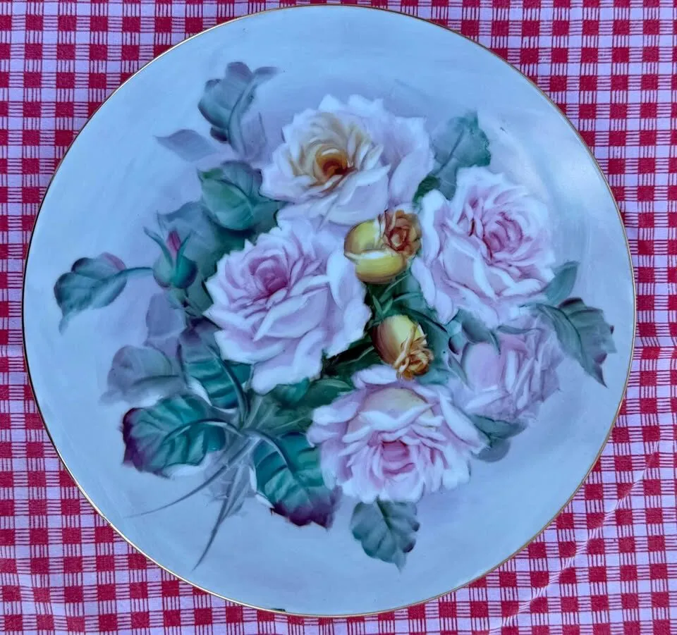 Vintage Takiro Hand-Painted Rose Porcelain Plate 10” - MINT - photo 2