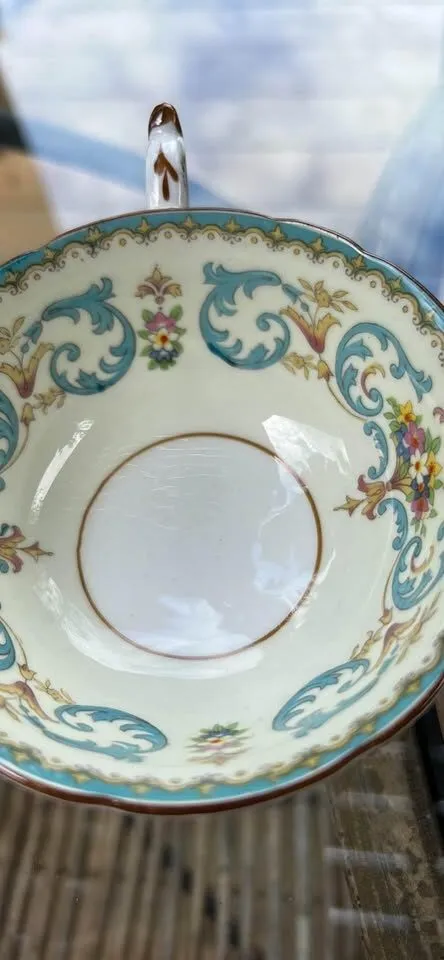 1930s Paragon Queen Anne Dinnerware for 4 - photo 6