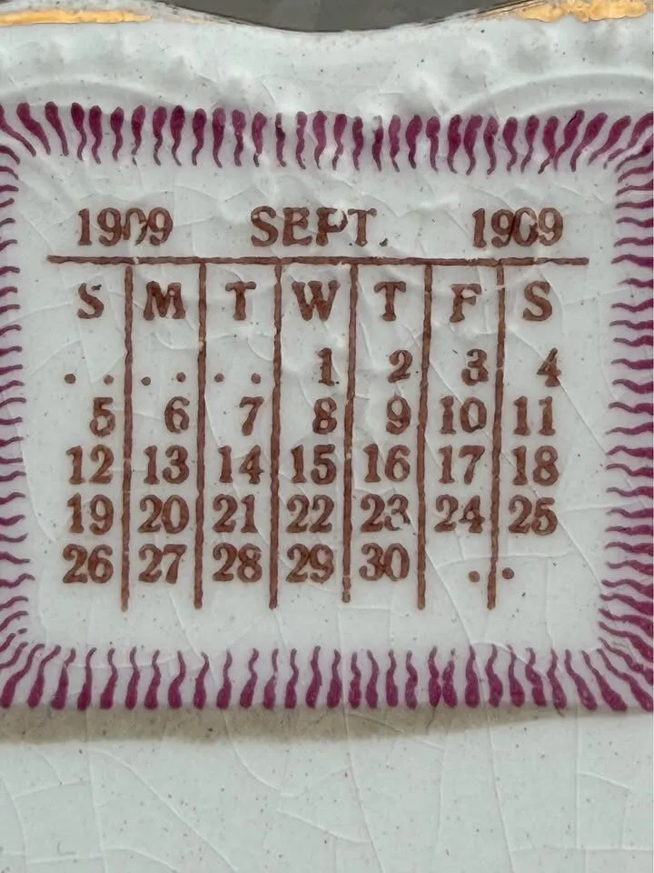 Antique 1909 Calendar Plate - Rare "Try It On The Dog" McNicol Semi-Porcelain - photo 4