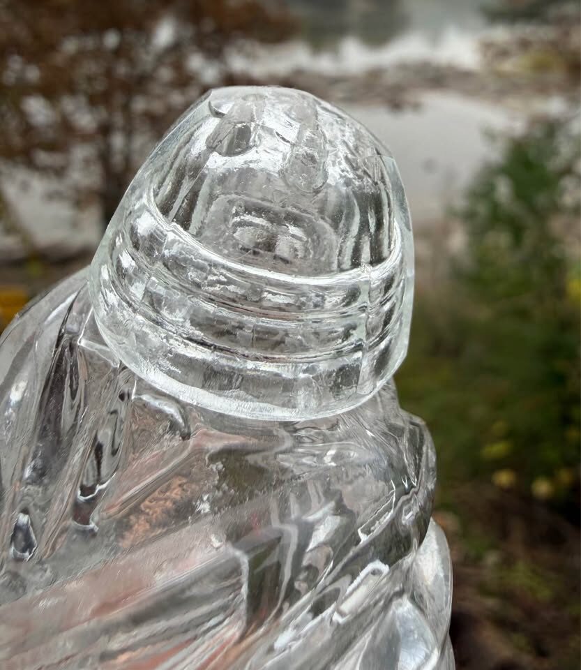 Vintage Bohemia All Glass Swirl Salt And Pepper Shakers 3 inches high - photo 3