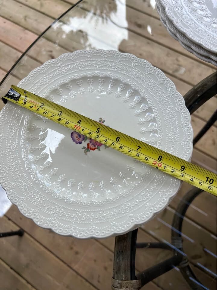 Spode Copeland “Claudia” Dinner Plates Partial Set - photo 8