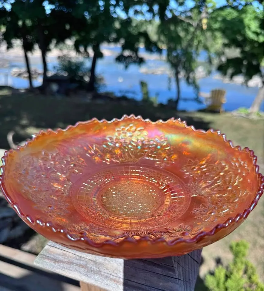 Vintage Carnival Glass Bowl - photo 1
